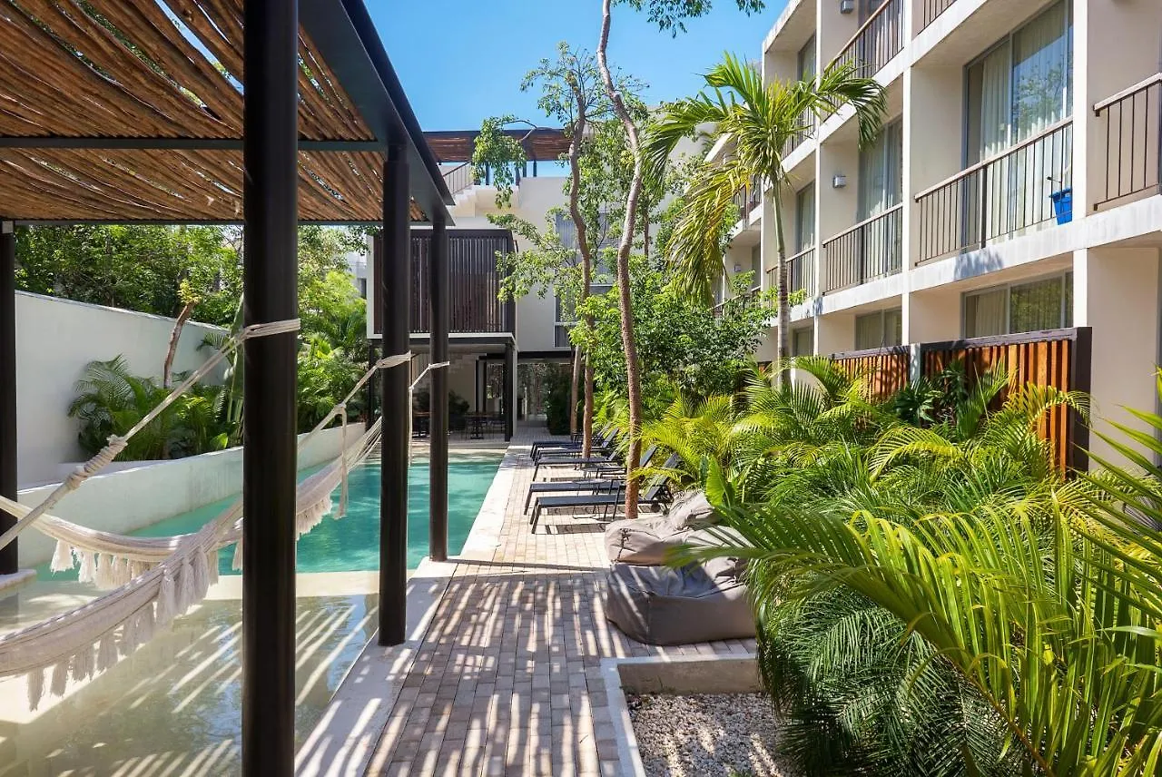Stylish Condo For 4 Rooftop & Pool Access Tulum