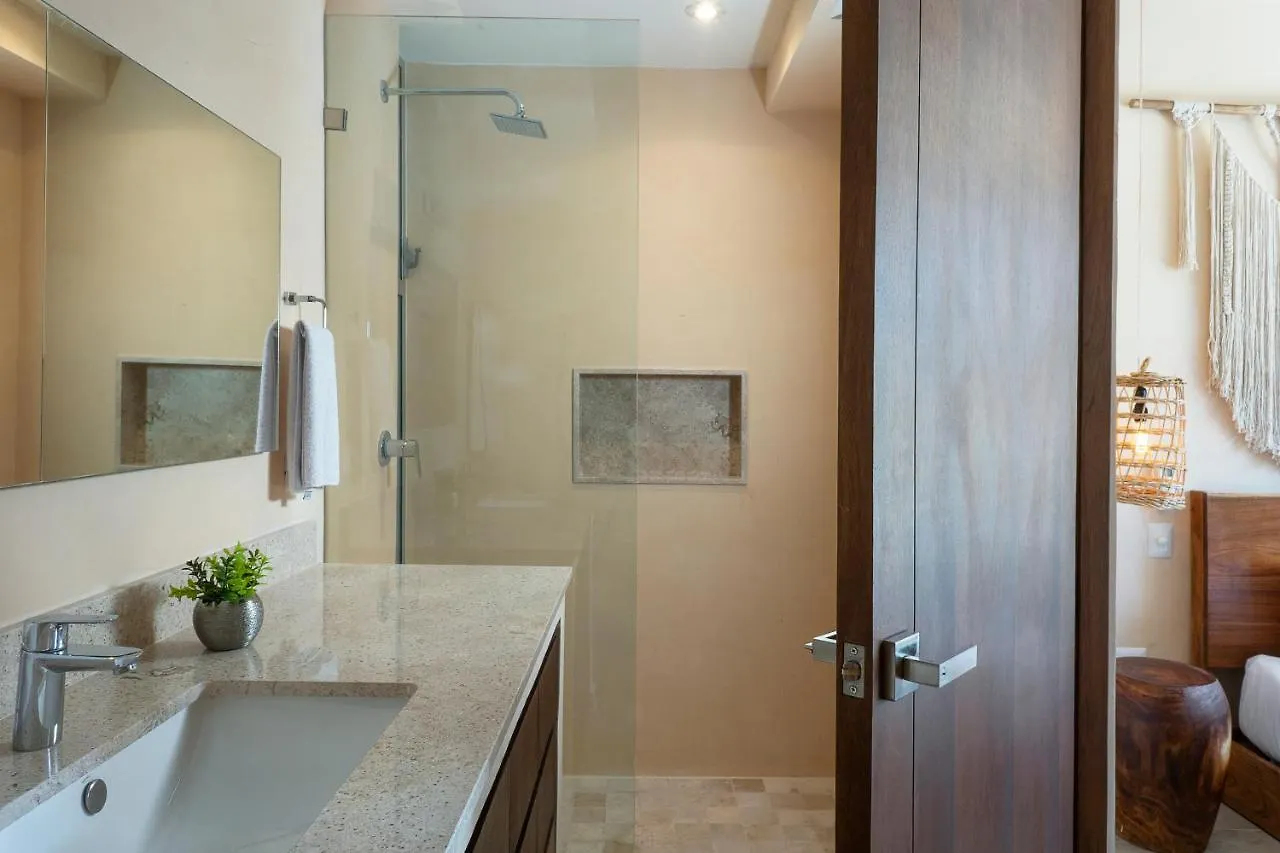 Hotel Stylish Condo For 4 Rooftop & Pool Access Tulum